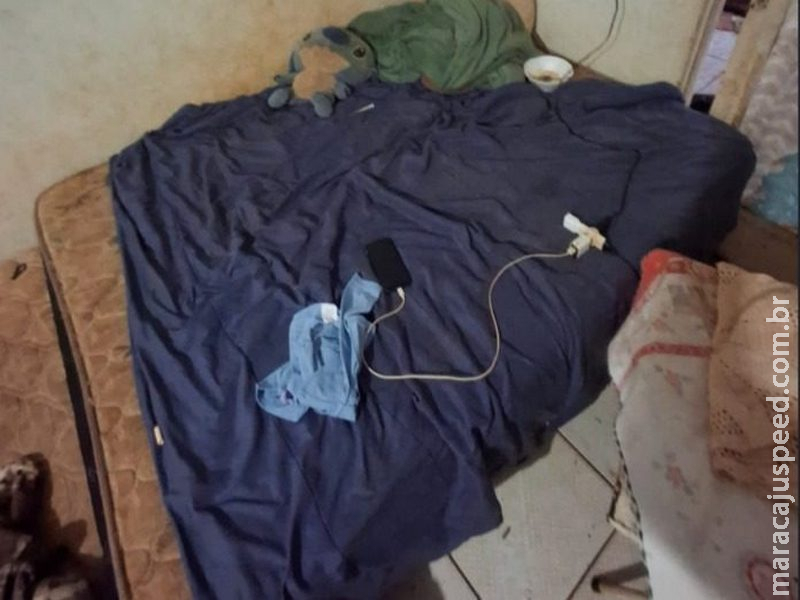 Crianças são encontradas sem responsável em casa com comida estragada na Capital | Folha MS
